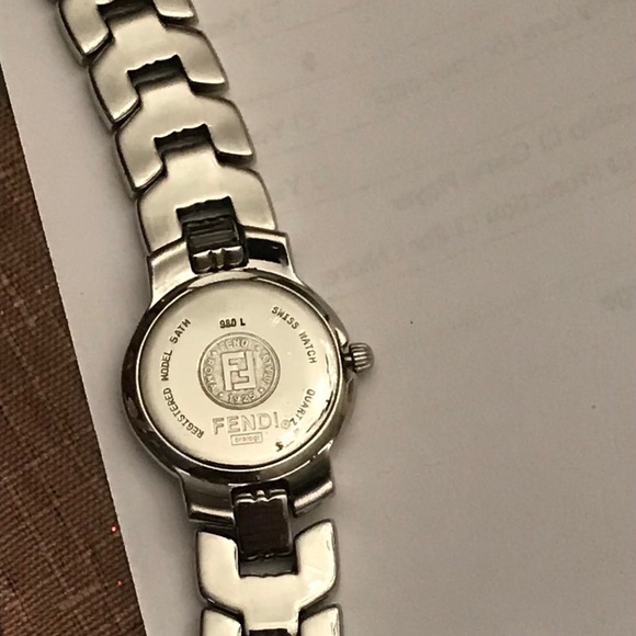 Beautiful Fendi 5ATM with serial number authentic - Picture 7 of 16